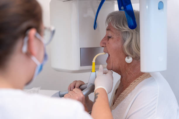 Best Emergency Dental Care for Broken or Chipped Teeth in Kdeer, IL